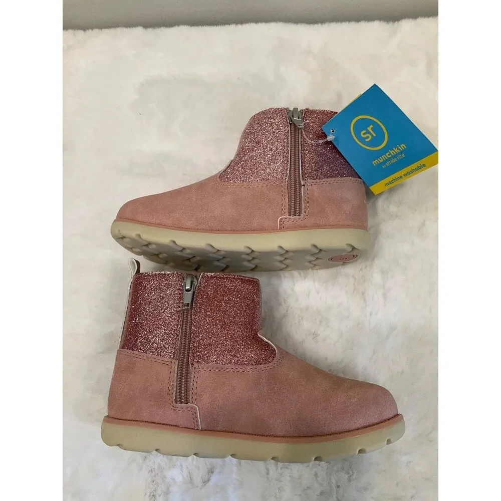 Munchkin by Stride Rite Girl's Size 11M Avalon Pink Glitter Side-Zip Boots NEW
